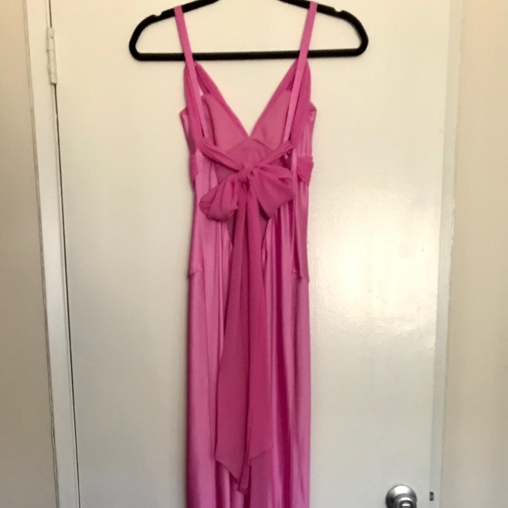 Long floor-length Evening Gown. Satin & Chiffon.